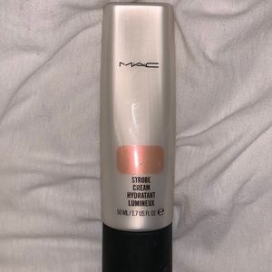 MAC Peachlite Strobe Cream Highlight